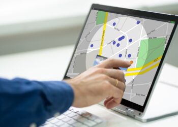 Monitorizare GPS Auto: Tehnologia care transformă gestionarea flotei